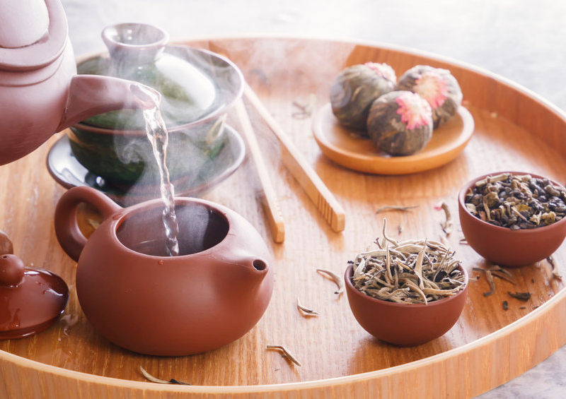 Théières et rituels : cérémonies de thé autour du monde